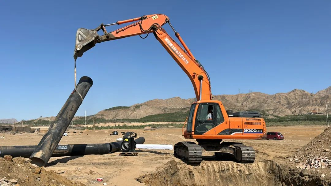 我市南部凈水廠輸水管道項目進(jìn)展順利